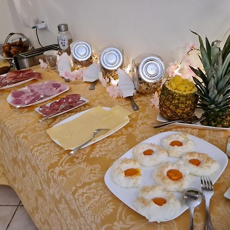 Maison Brinati Bed And Breakfast Monsummano Terme Exterior photo