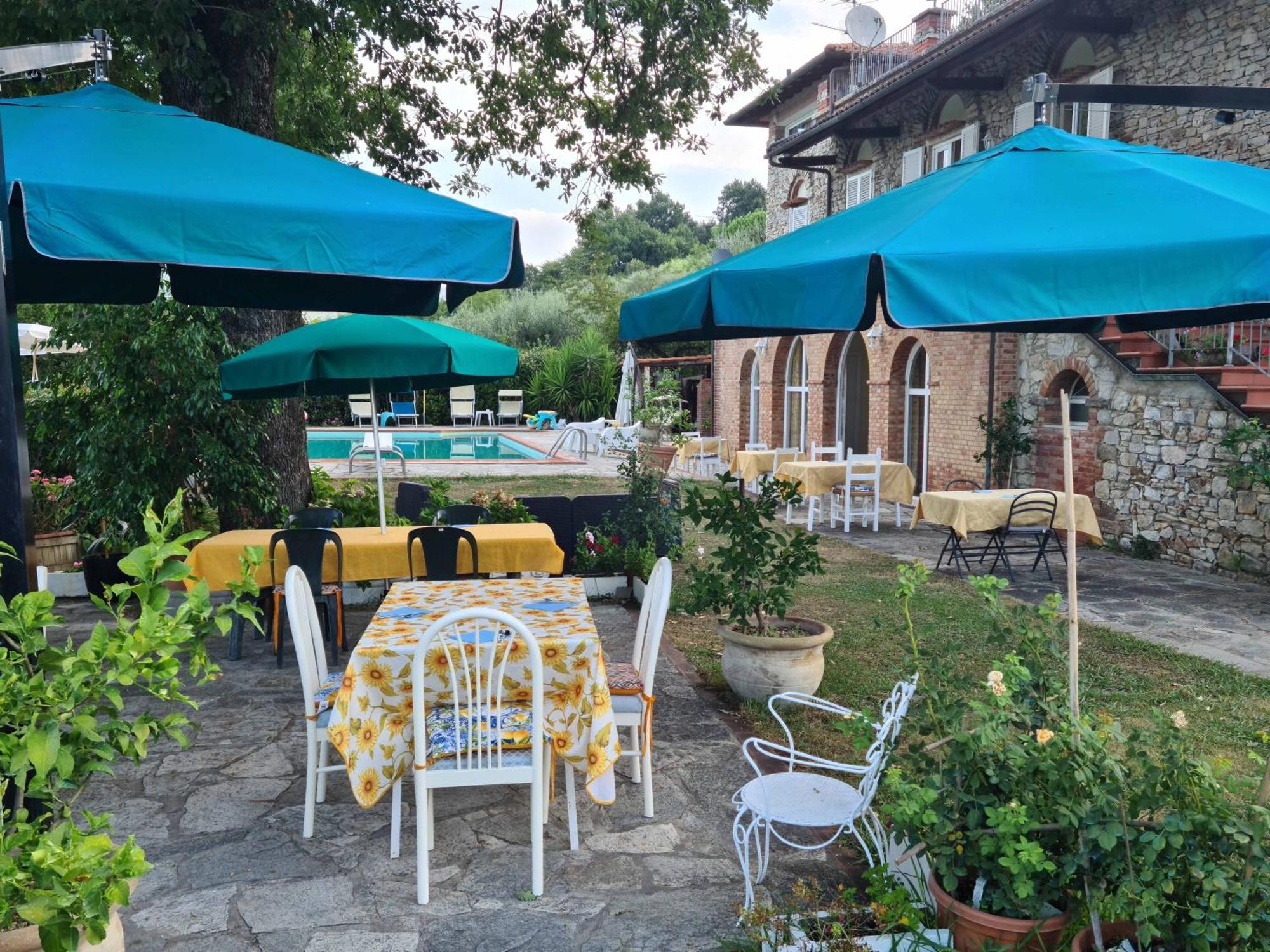 Maison Brinati Bed And Breakfast Monsummano Terme Exterior photo